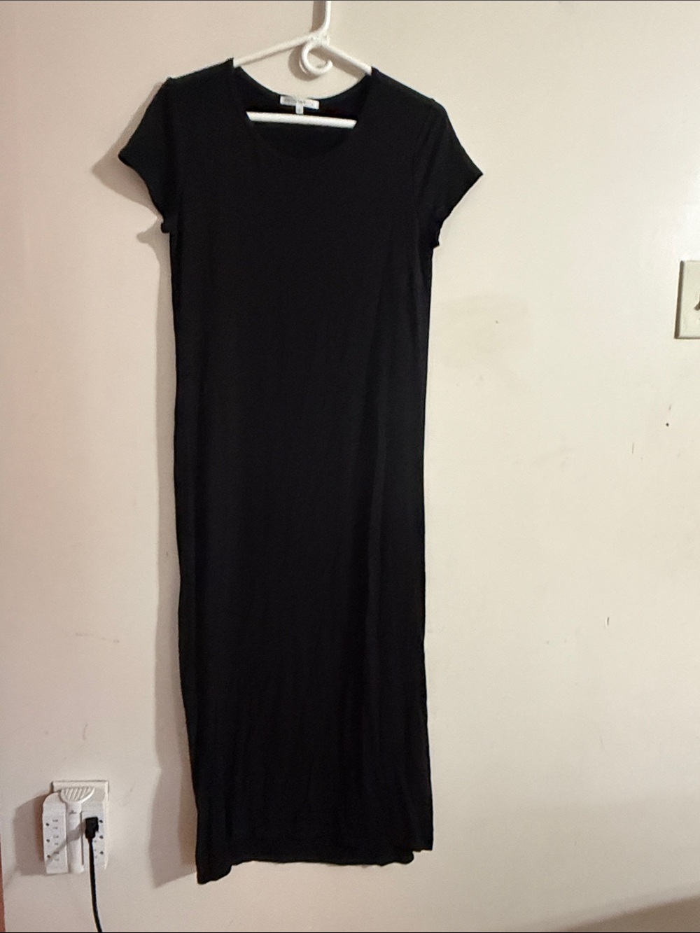 Everyday Black Cap-Sleeve Maxi Dress
